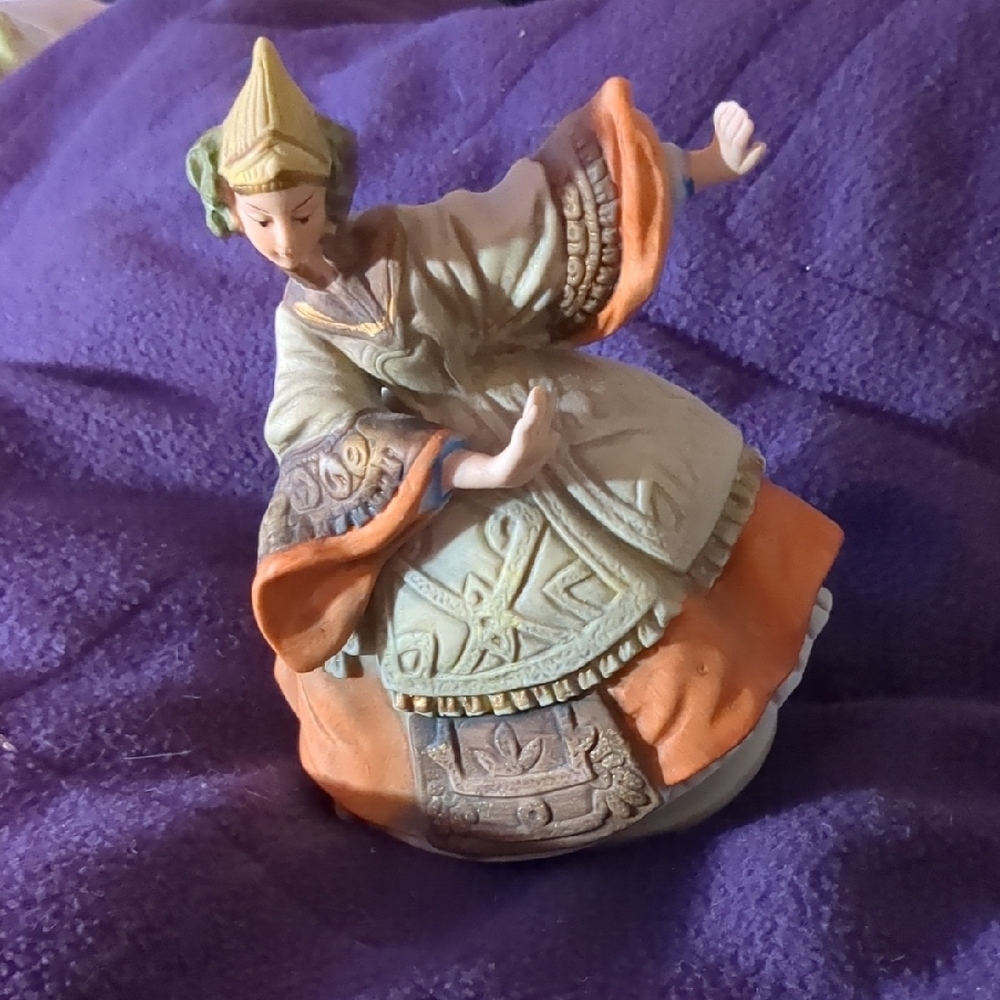 Elegant Ceramic Dancing Figurine - Multicolor